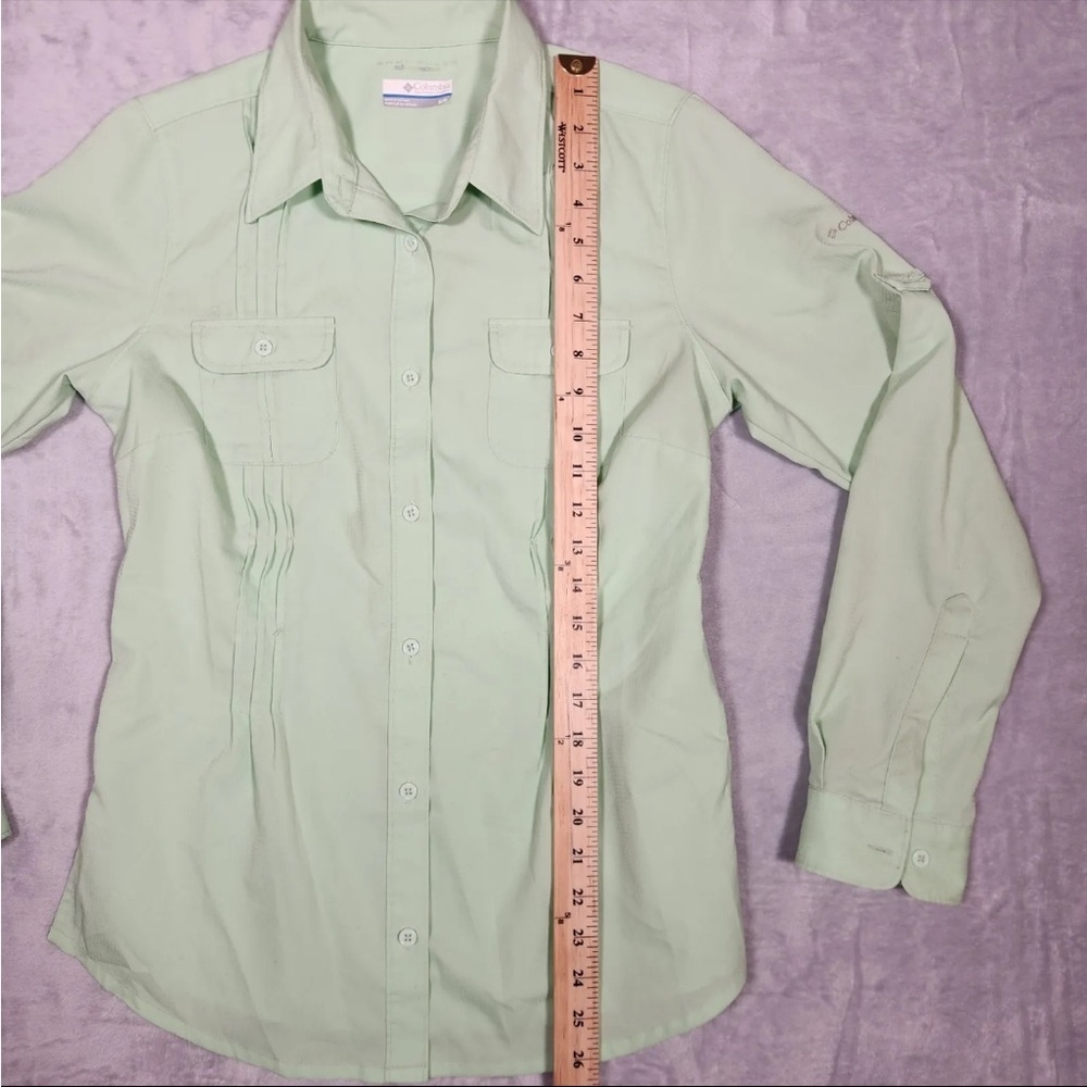 Columbia Shirt Womens Small Green Omni-Shade Hiking Gorpcore Fishing Ruffles - Picture 14 of 16